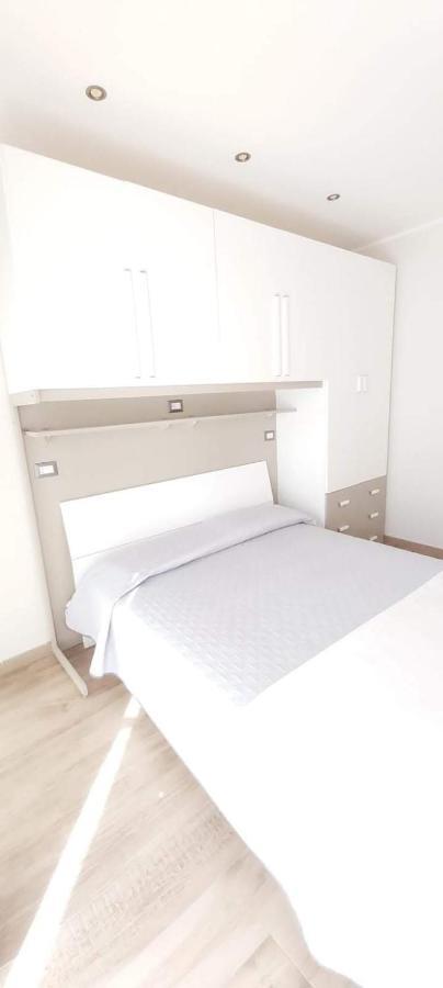 Le Scalette Bed & Breakfast Ла Мадалена Екстериор снимка